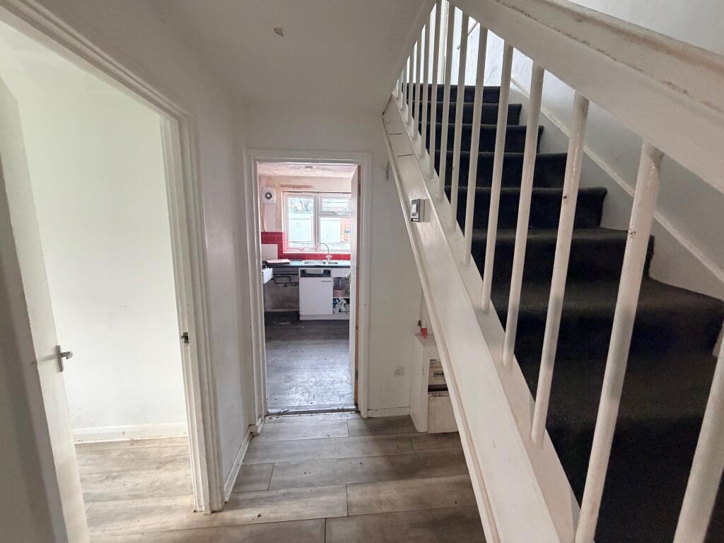 11 Fairfax Court, St. Neots PE19 2JF photo 5