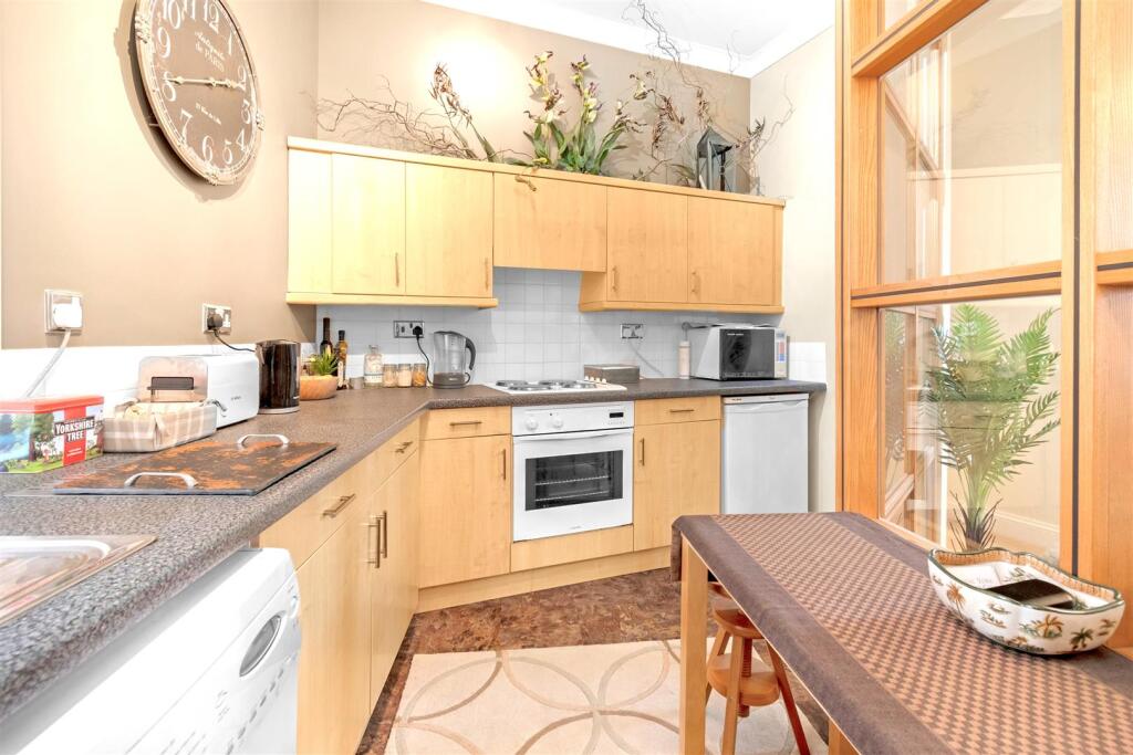 Apartment in York - View 4