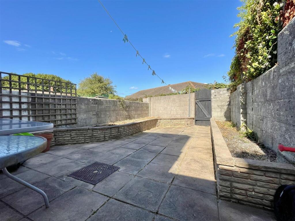House in Dorchester - View 5
