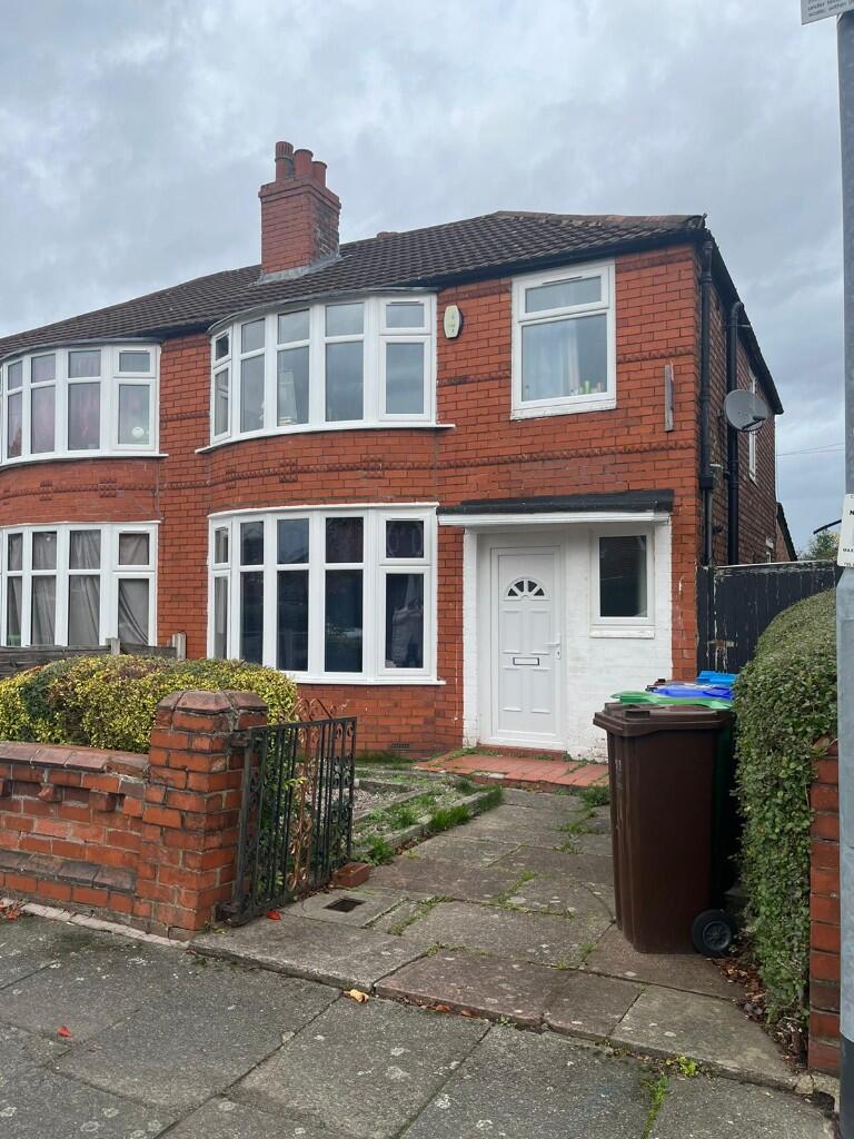 Main image of property: 43 School Grove, Withington. M20 4RT