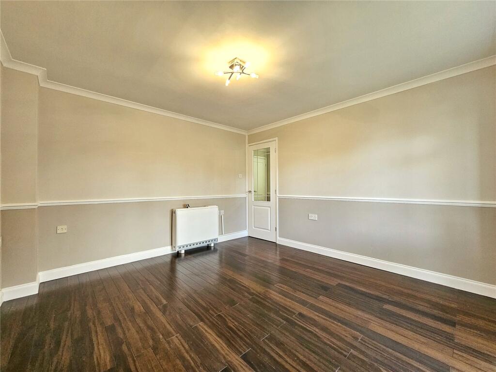 Apartment in Guildford - View 5