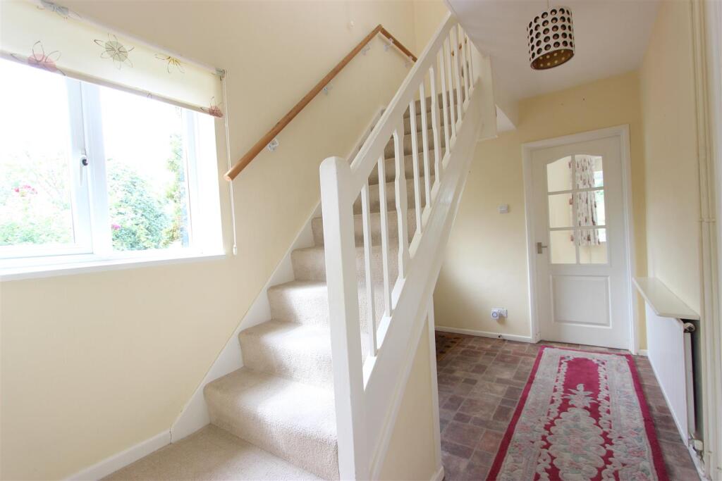 House in London, Southgate - View 2