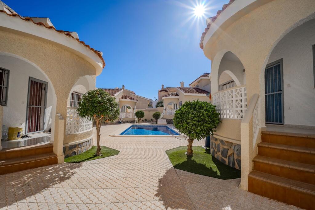 Main image of property: Valencia, Alicante, Ciudad Quesada
