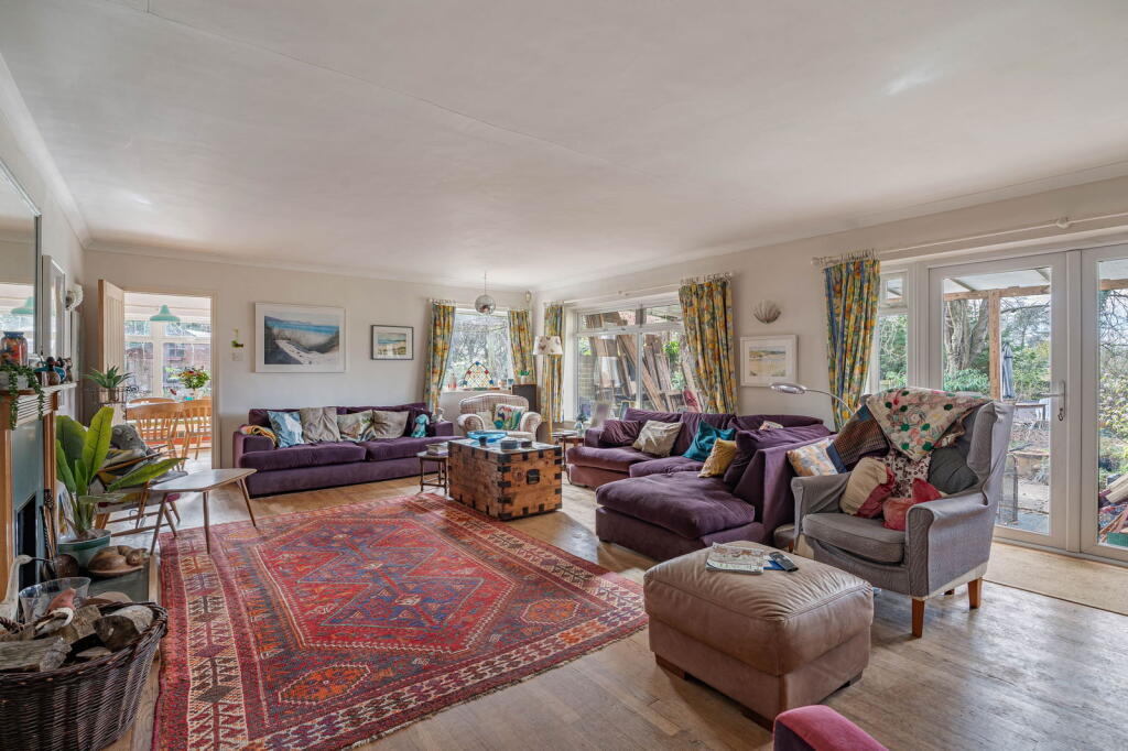 Three Pears Road, Merrow, GU1 photo 4