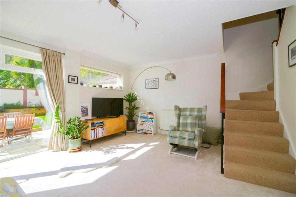 House in Twickenham - View 4