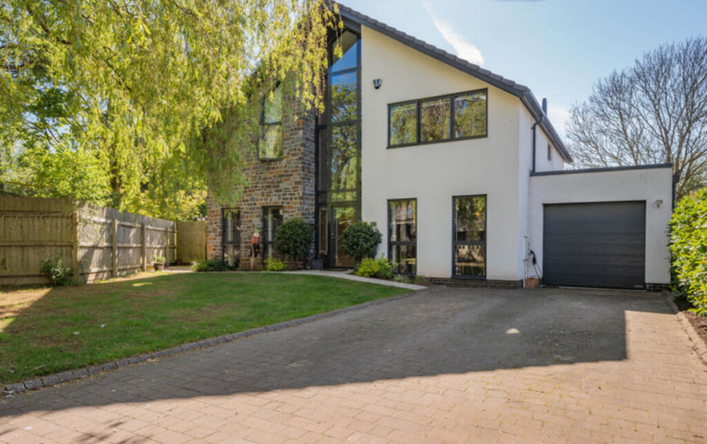 Main image of property: Players Close, Bristol, BS16