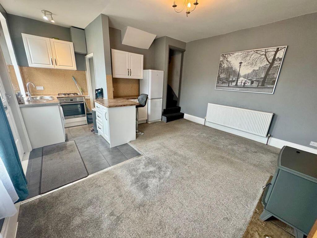 House in Calderdale, Hullenedge, Little Bradley - View 2