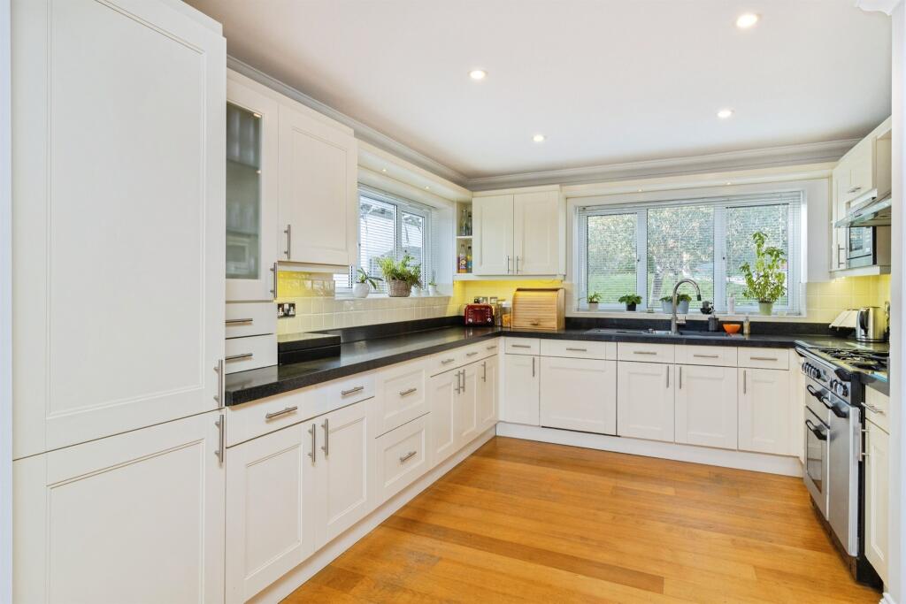 Petroc Drive, Newton Abbot - View 4