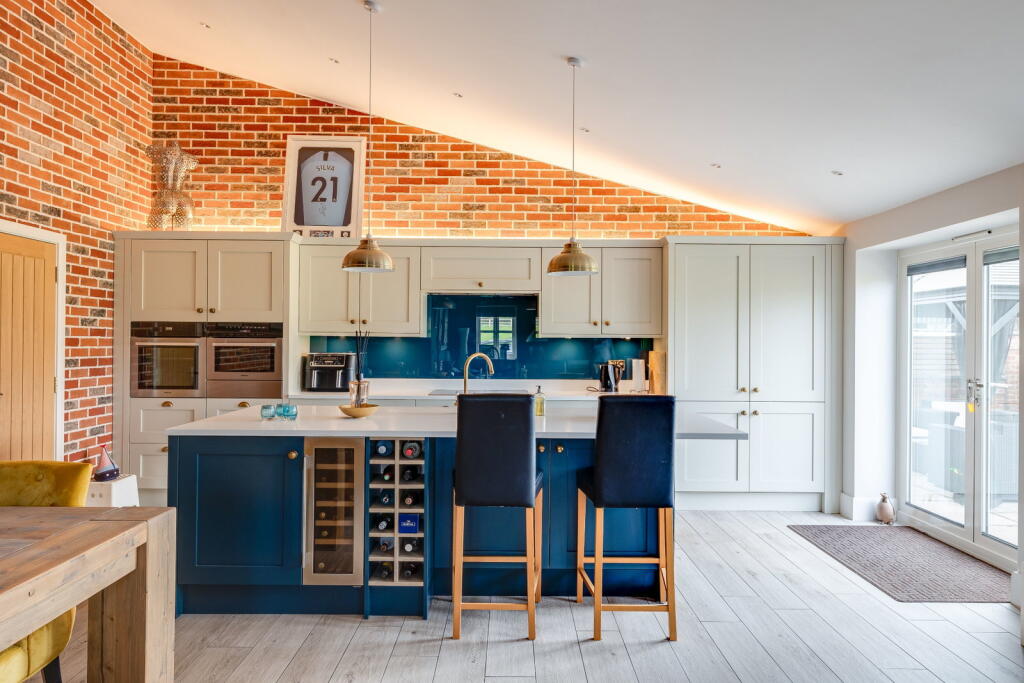 House in Crewe, Aston by Budworth - View 4