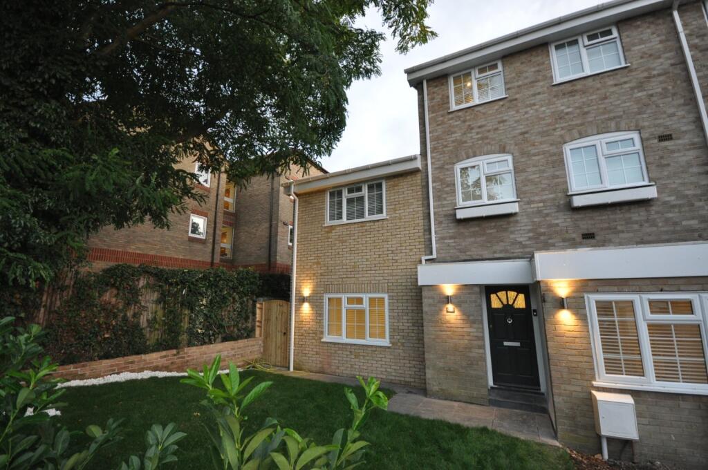 Thirlmere Rise, Bromley, BR1 - More