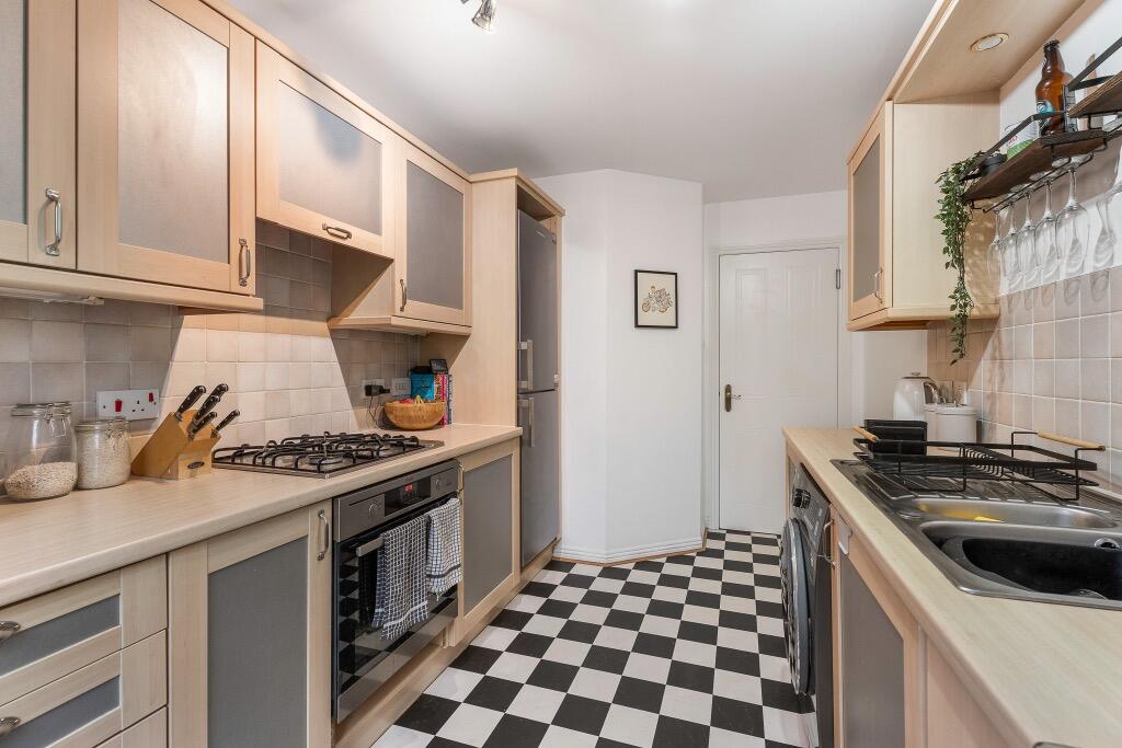 Apartment in Edinburgh, Tynecastle, Gorgie - View 5