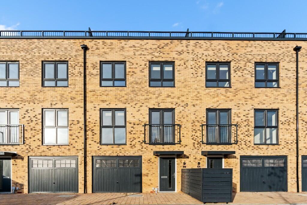 Main image of property: Charles English Close, Ipswich, Suffolk, IP1