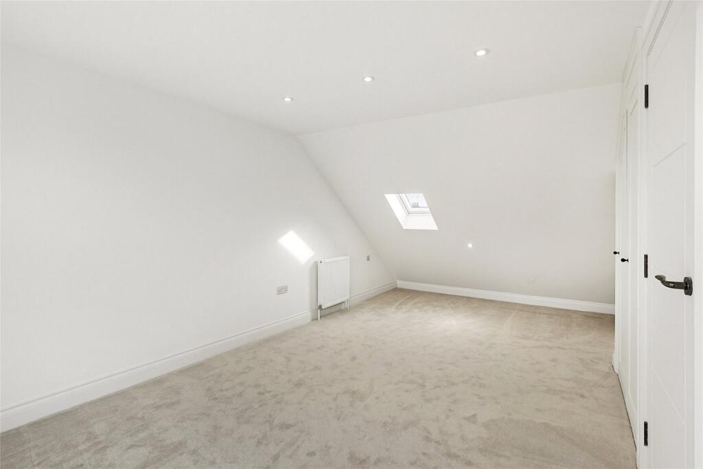 House in London - View 5