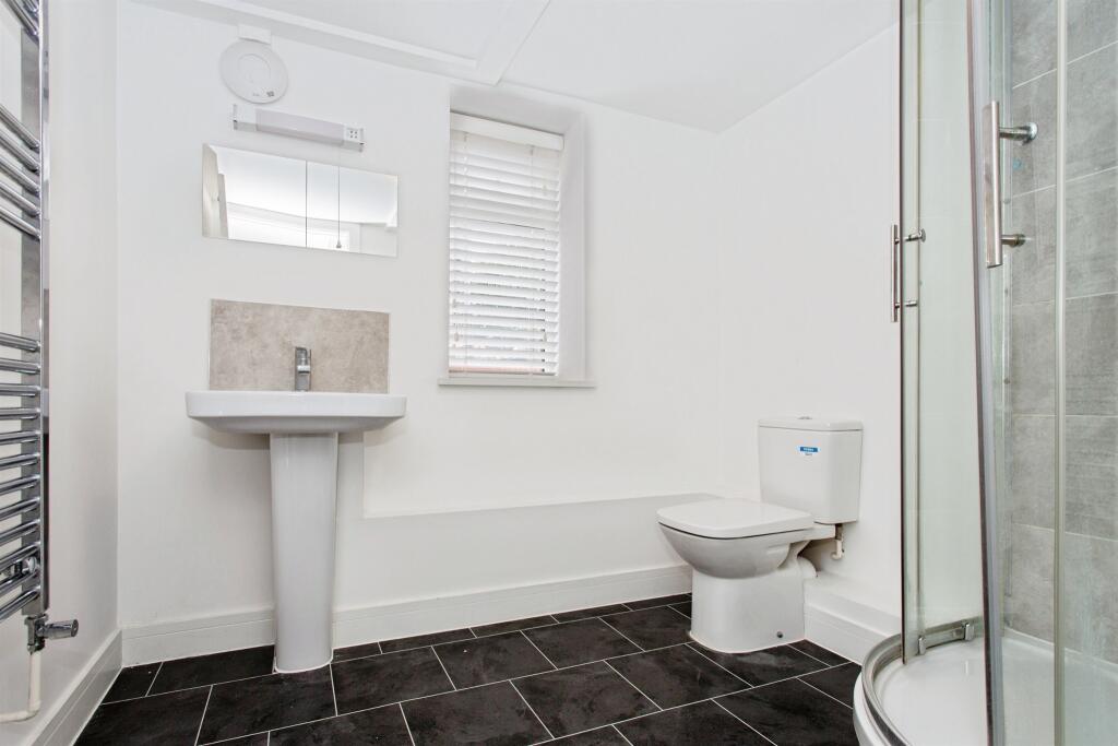 Apartment in Cambridge - More