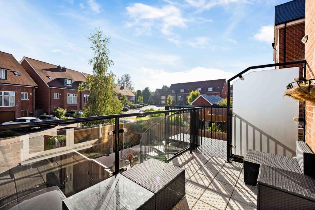 House in Folkestone, Lynwood - View 4