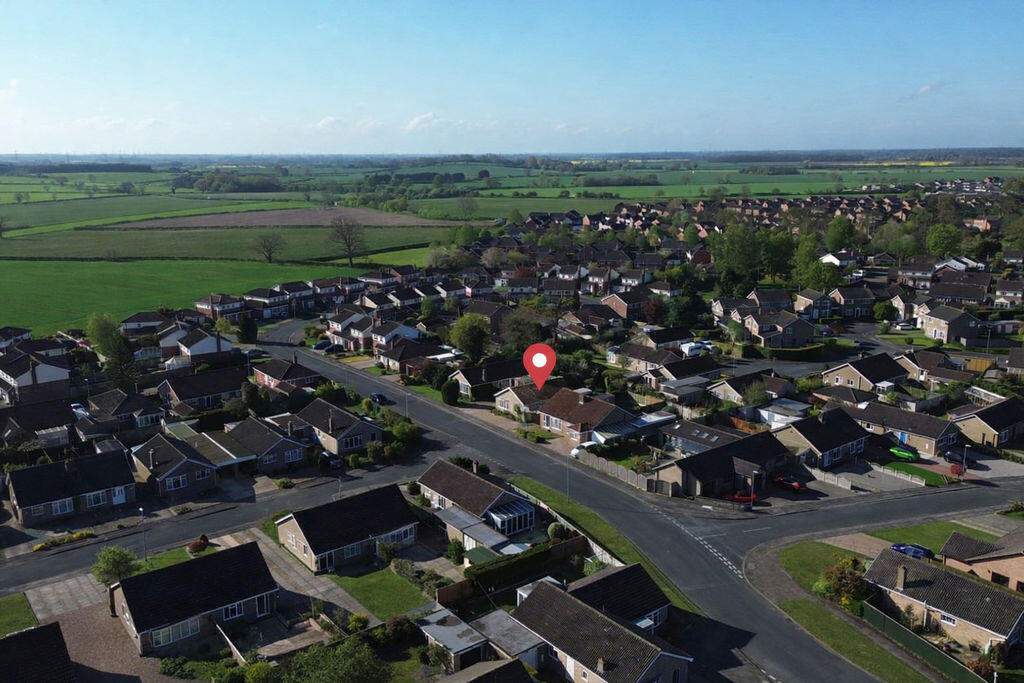 Burton Fields Road, Stamford Bridge ,York photo 4