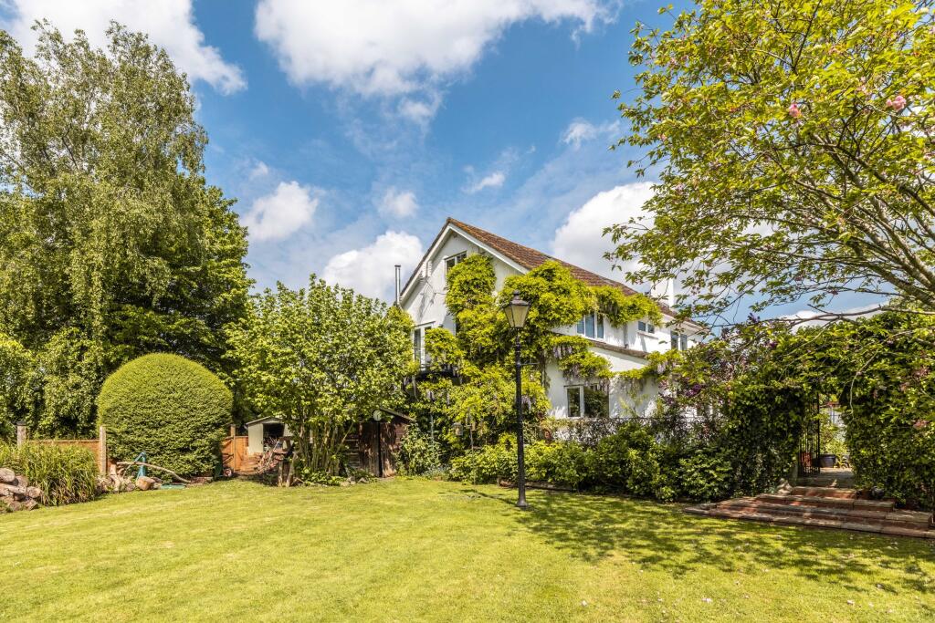 House in Pilning, Marsh Common - View 4