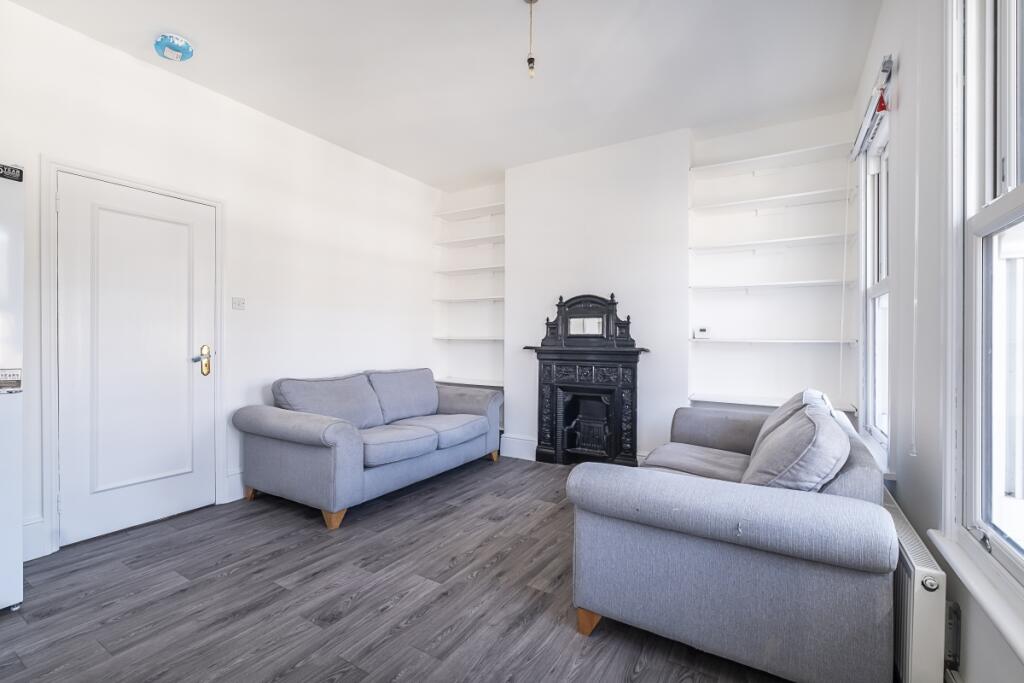 Apartment in London - View 2
