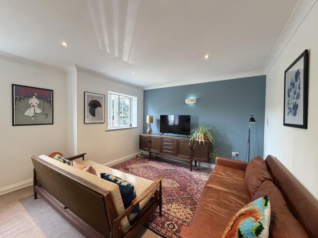Flat 7, 11 Clarkes Lane, Wilburton, Ely, Cambridgeshire photo 4