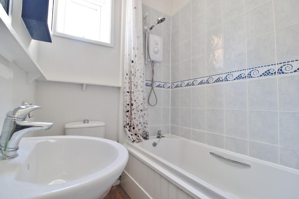 Apartment in Portsmouth - View 5