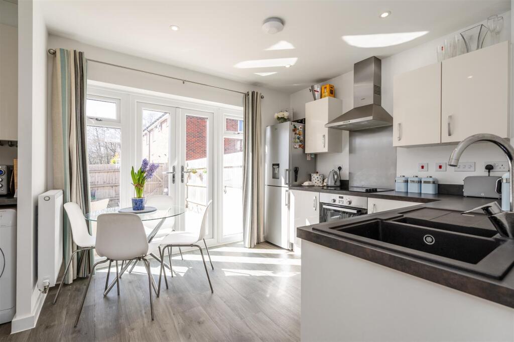 Additional image 3 of Memorial Close, Cheswick Green, Solihull