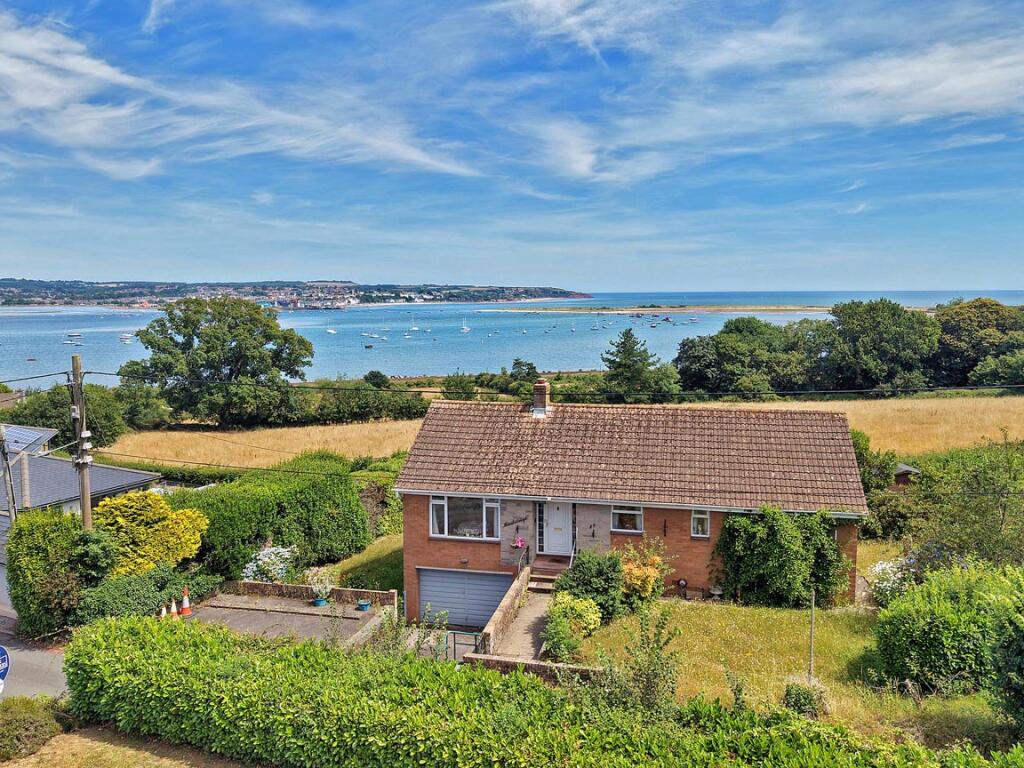 Main image of property: Cofton Hill, Cockwood, EX6