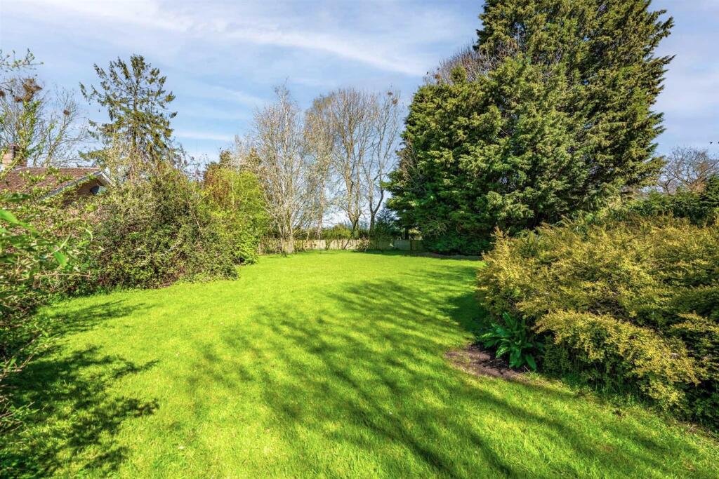 House in Melton, Bottesford - View 4