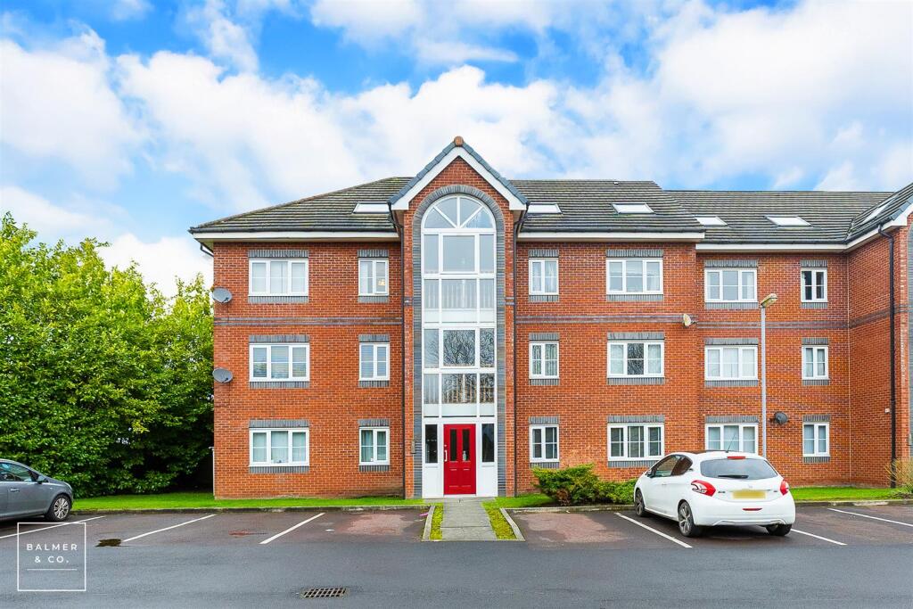 Main image of property: Phaeton Close, Atherton, M46