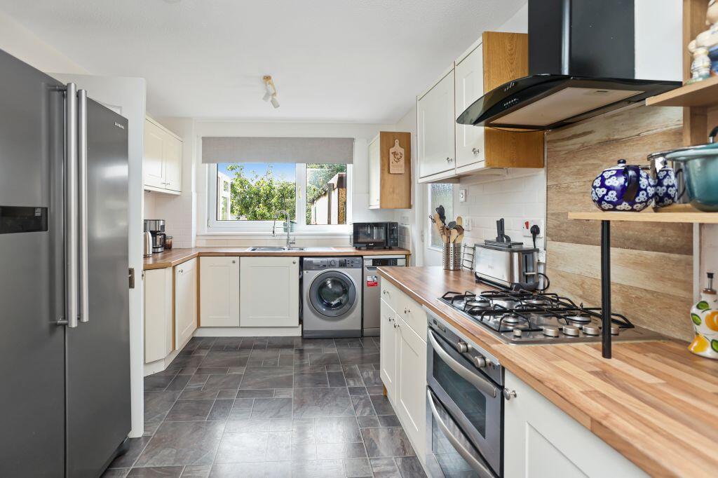 House in Edinburgh, Cleikimin, Craigmillar - View 4