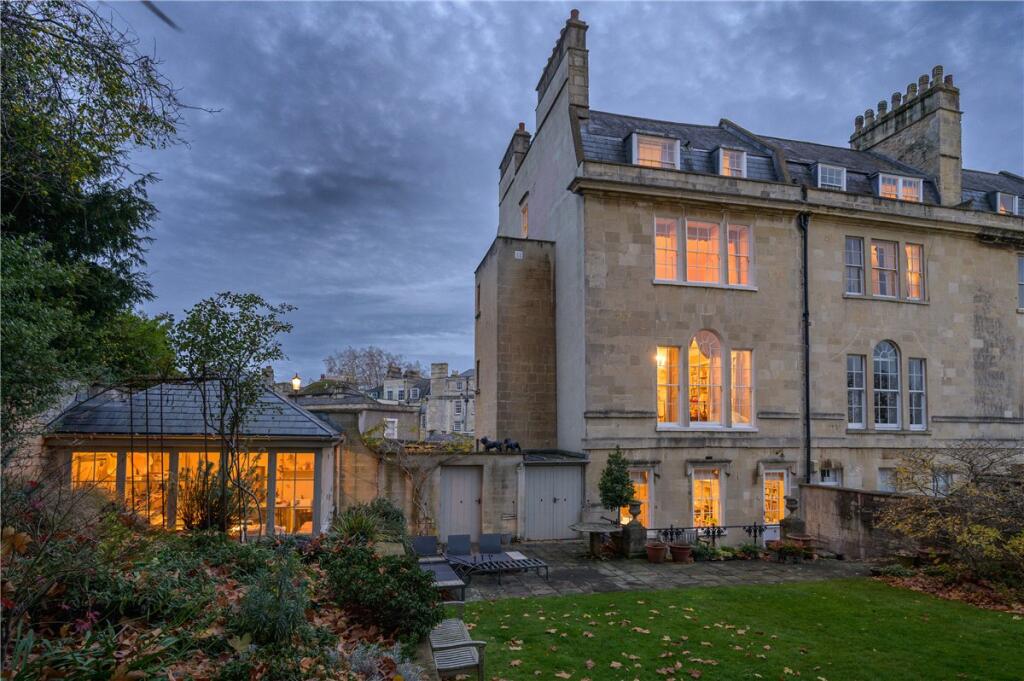 Main image of property: Queens Parade, Bath, Somerset, BA1