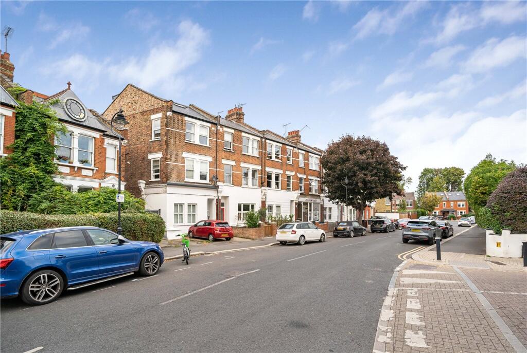 Main image of property: Weston Park, London, N8