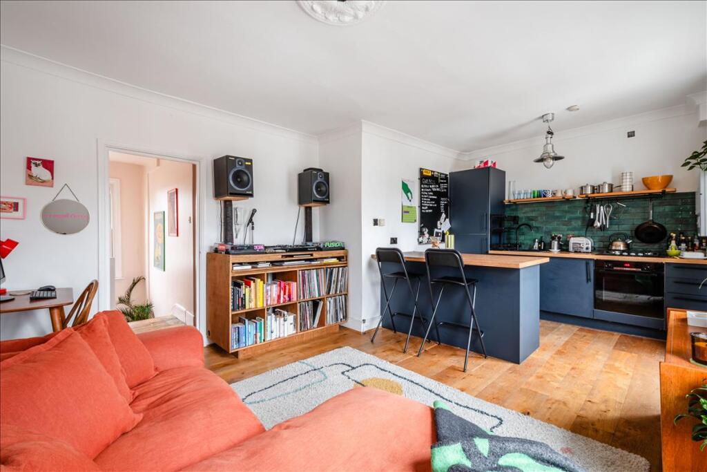 Main image of property: Graham Road, Hackney, E8