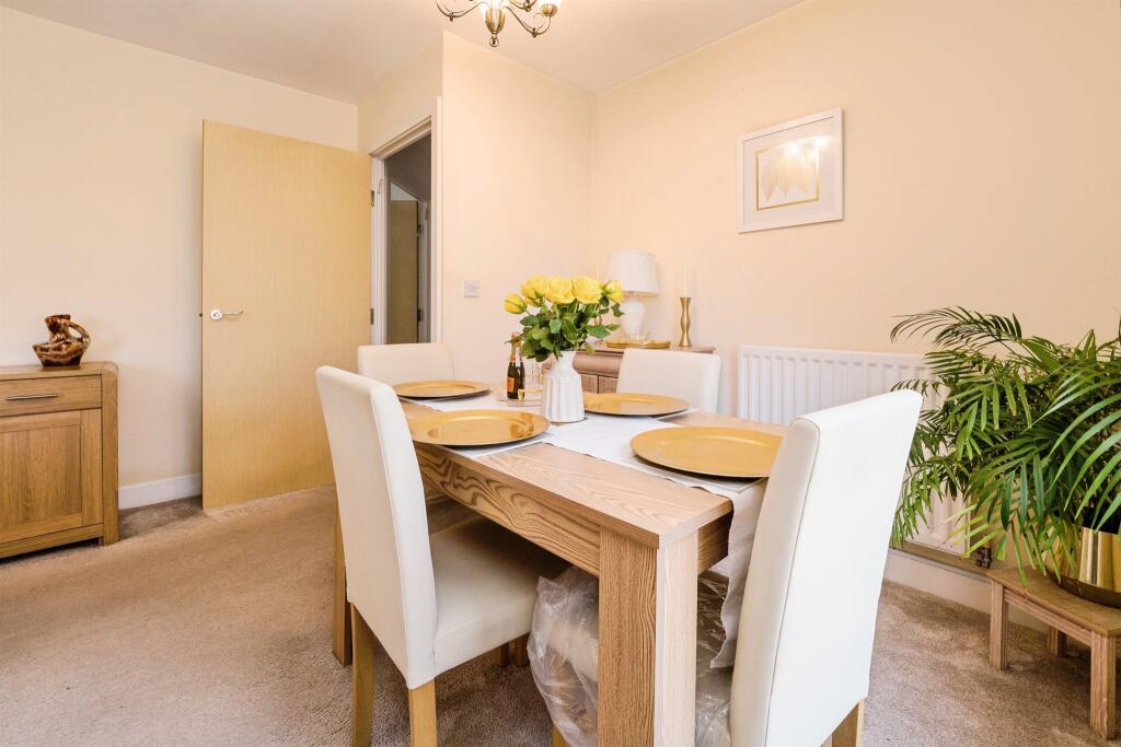 Apartment in London - More