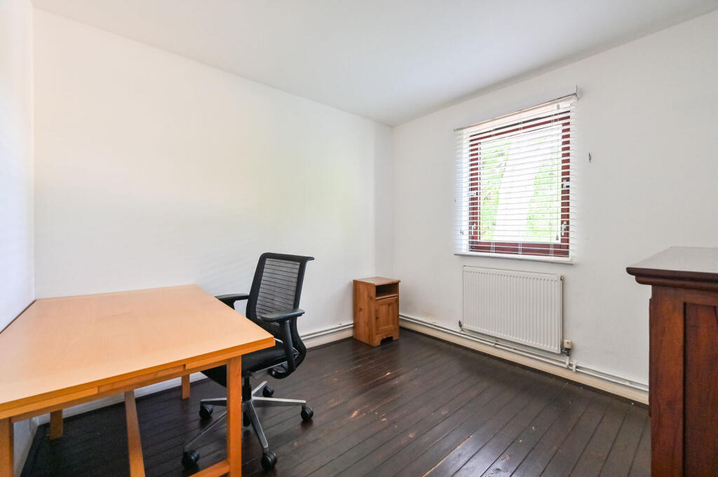 House in London - View 5