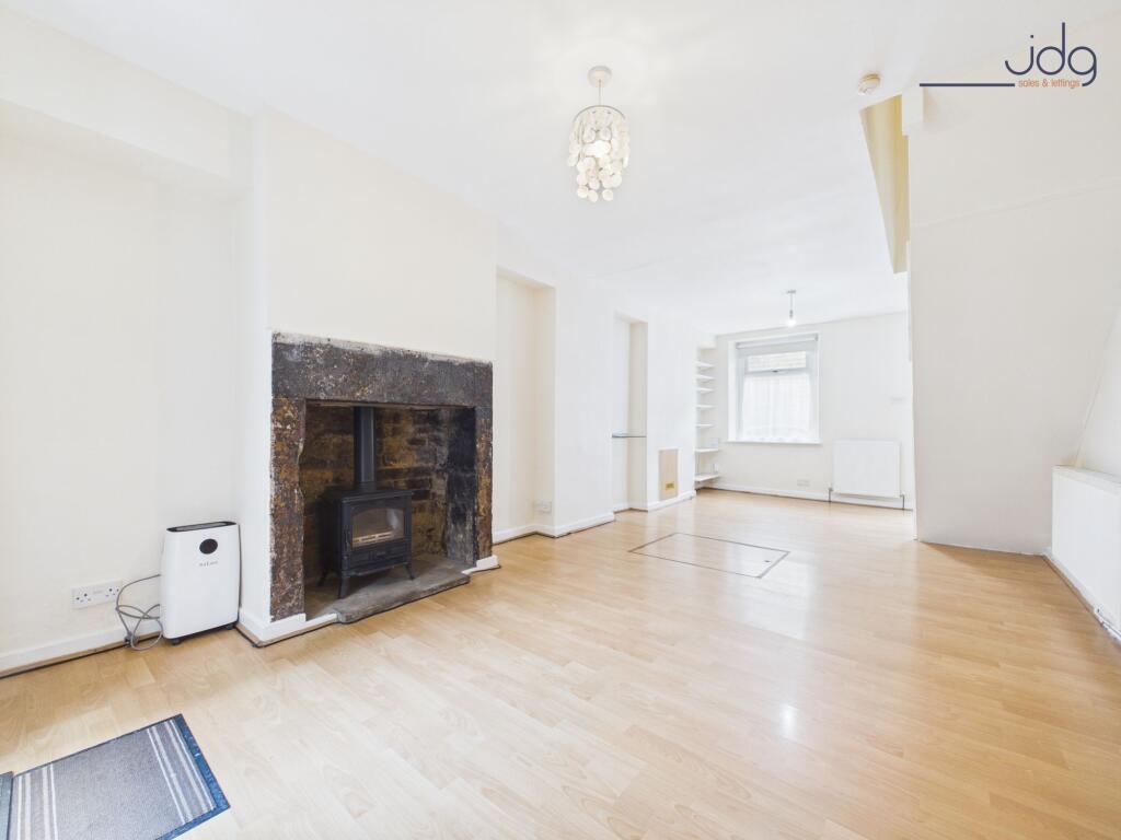 House in Lancaster, Bulk - More