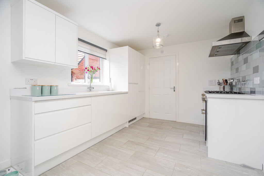 House in Stewartby, Hanson Reach - More