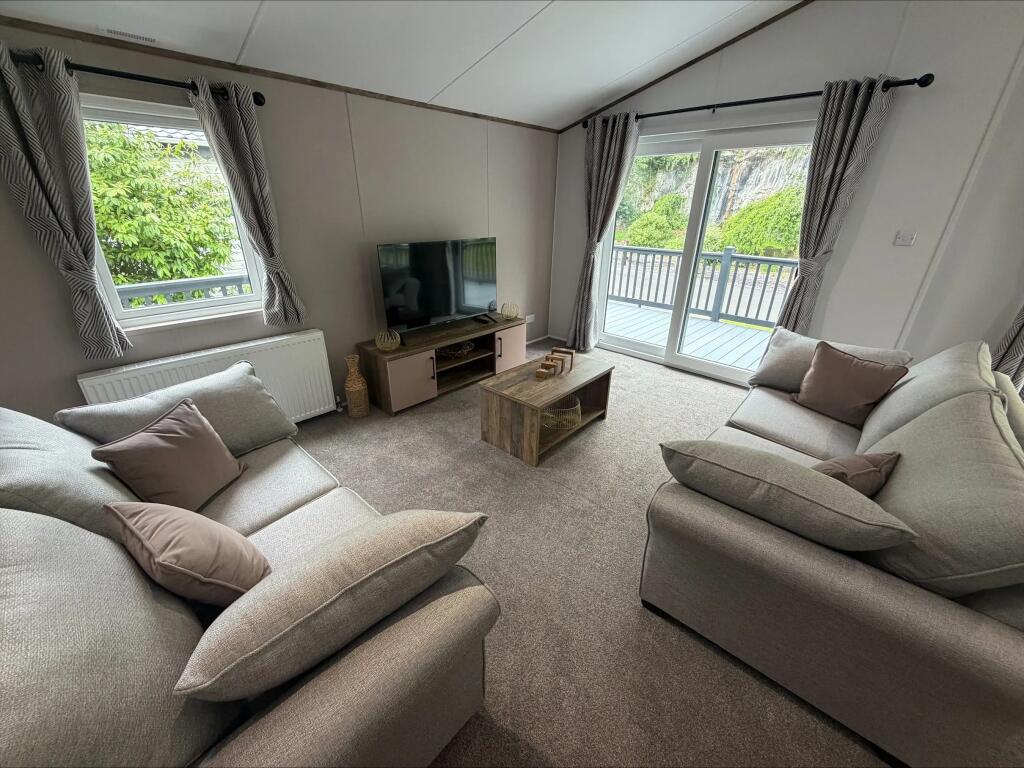 2025 Willerby Horsham, Yorkshire Dales Country and Leisure Park, Harmby, Leyburn  , North Yorkshire, DL8 5NX photo 2