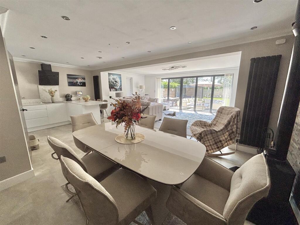 House in Poole, Upton - View 5