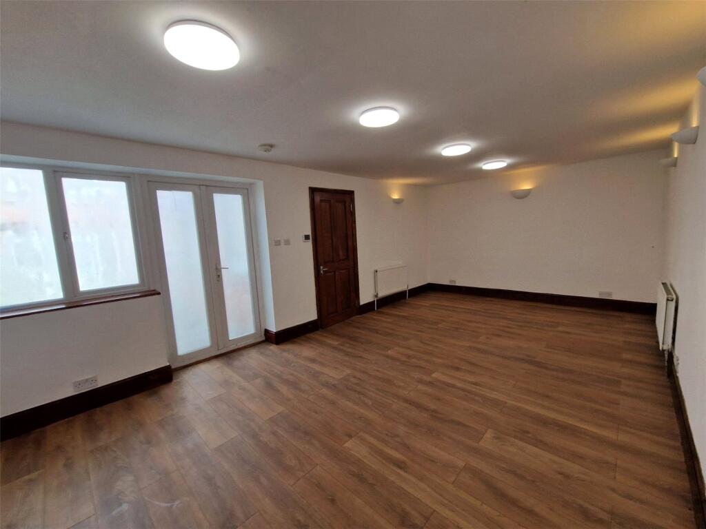 Studio apartment for rent