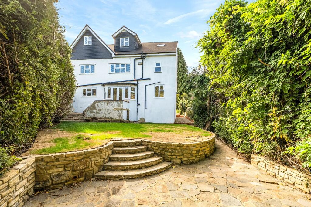 House in London, Purley - View 5