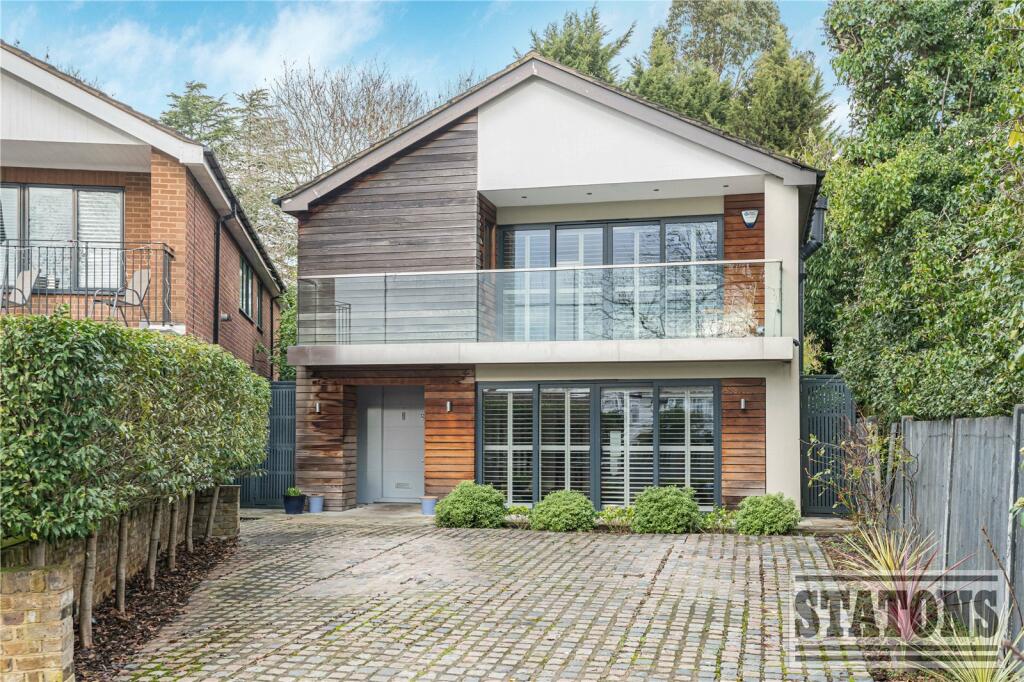 Main image of property: Woodland Way, London, N21