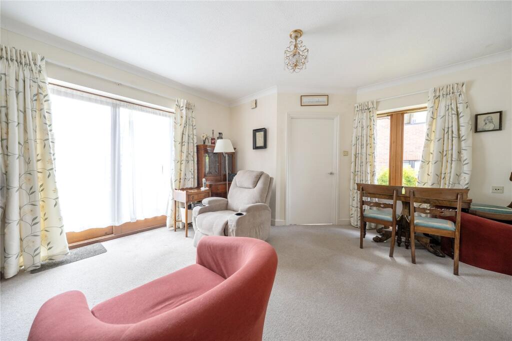 House in Hart, Hartley Wintney - View 5