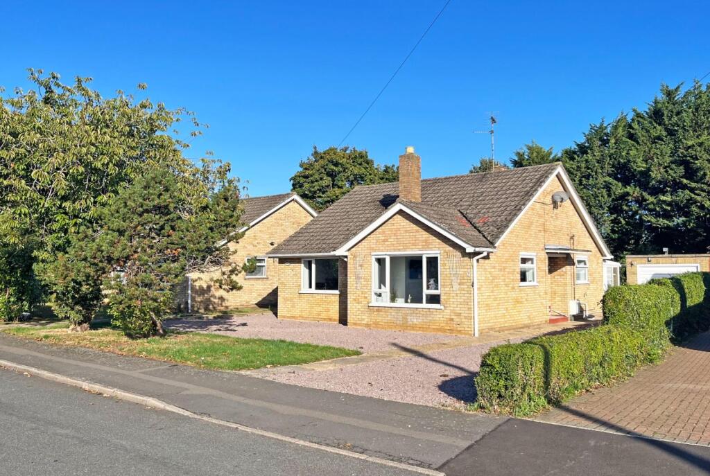 3-bed detached on 1 Gannocks Close, £399,000