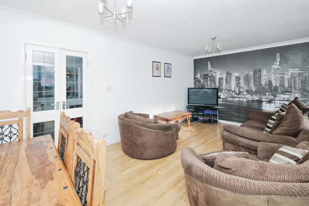 House in Solihull, Balsall - View 3