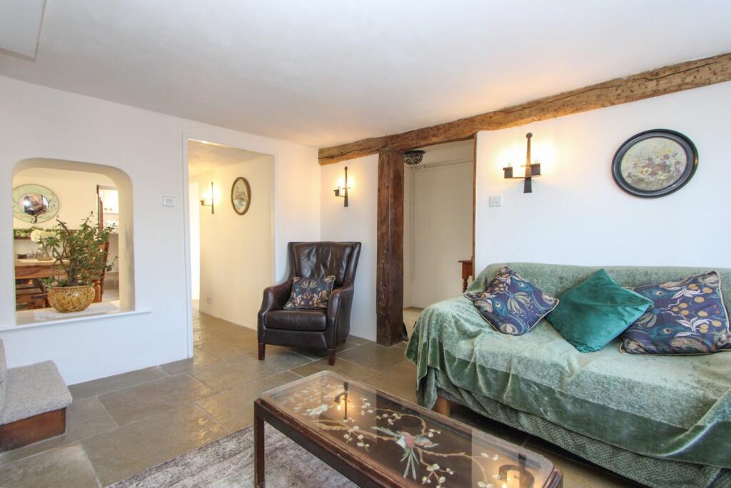 House in Chipping Sodbury, Sodbury - More