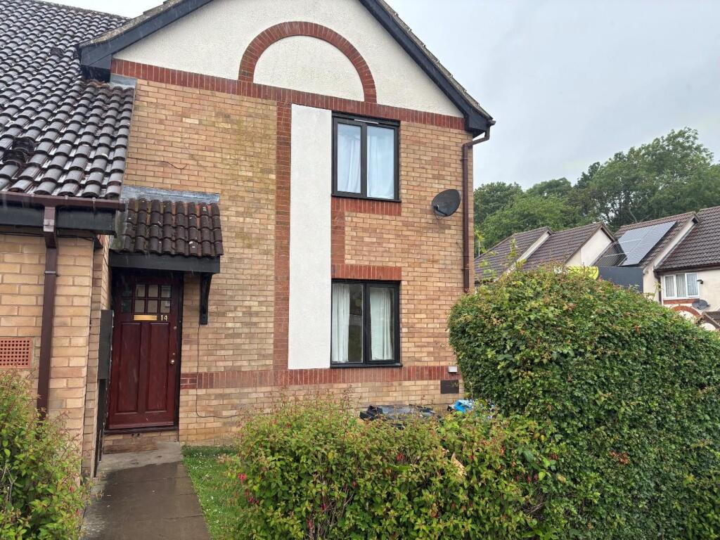 Main image of property: Pimpernel Grove, Walnut Tree, Milton Keynes, MK7