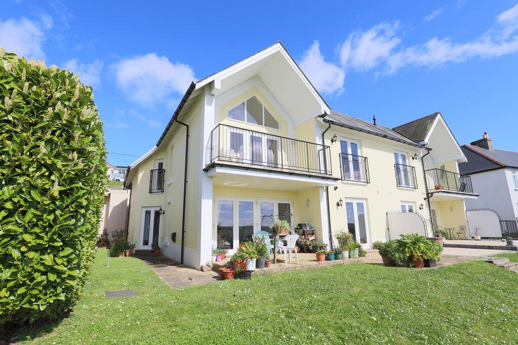 Main image of property: Manor Road, Bishopsteignton, Teignmouth