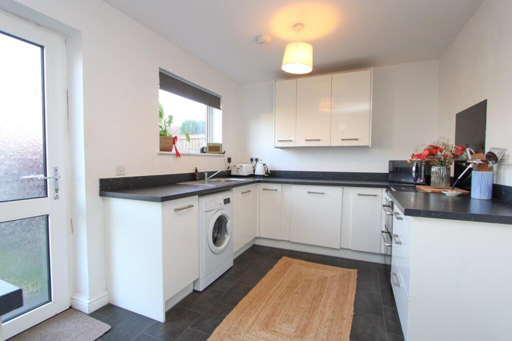 Dragon Road, Winterbourne, BS36 photo 4