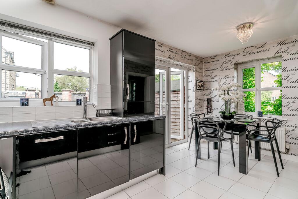 Darlington Close, Chorley, PR6 - View 4