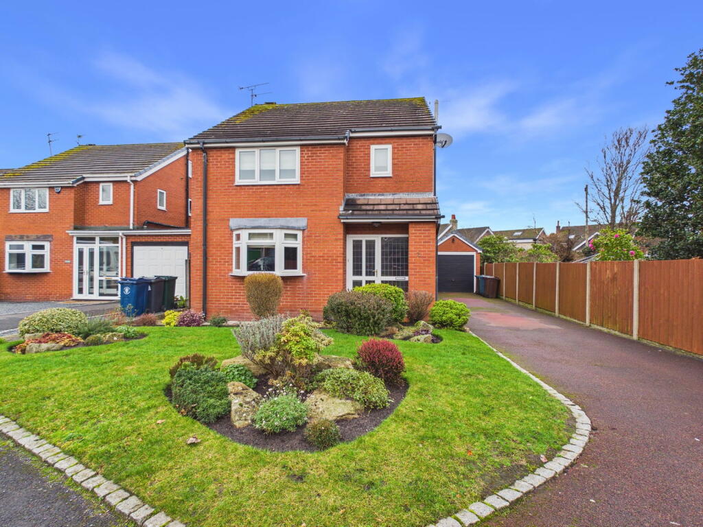 Main image of property: Culshaw Way, Scarisbrick L40 9SA